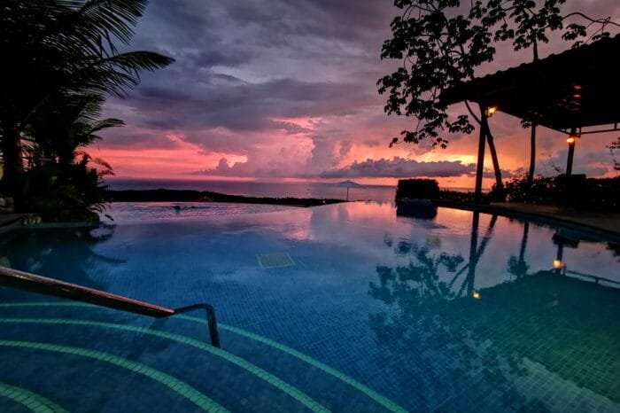 Vista ballena Ocean View Hotel